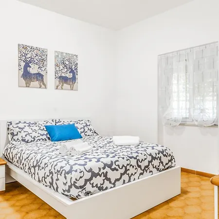 'villa Venere Deluxe' 50mt Sea-free Parking-garden *