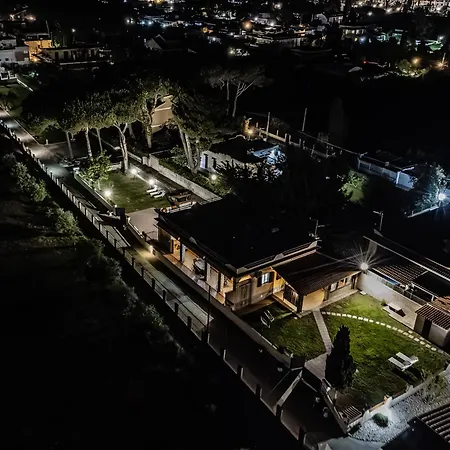 'villa Venere Deluxe' 50mt Sea-free Parking-garden Вилла *