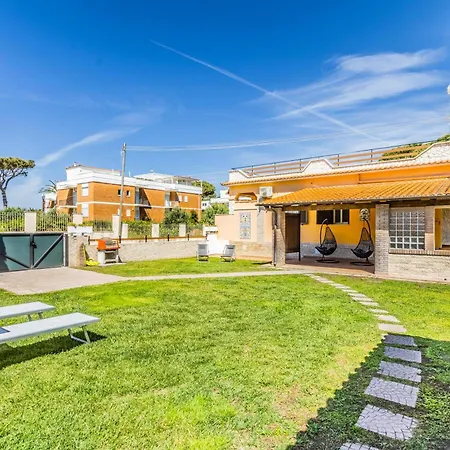 'villa Venere Deluxe' 50mt Sea-free Parking-garden Вилла