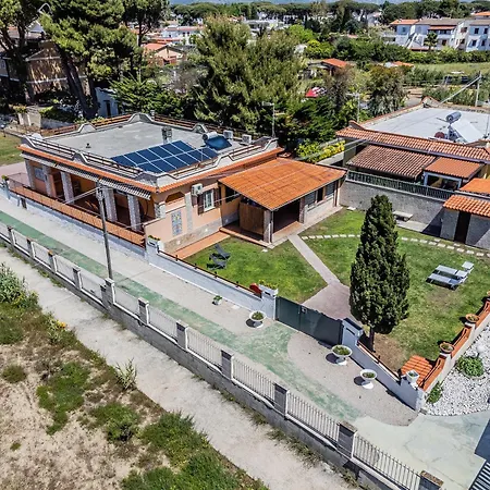 Вилла 'villa Venere Deluxe' 50mt Sea-free Parking-garden
